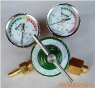 待机芯移动至压力表正上