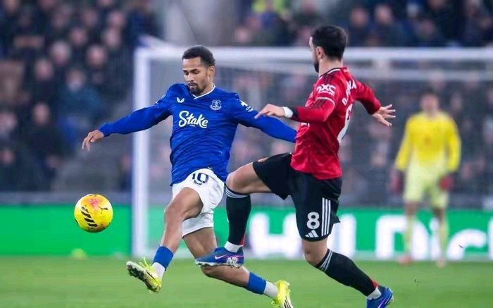 恩迪亚耶绝杀助埃弗顿3-0大胜切尔西创1987年以来