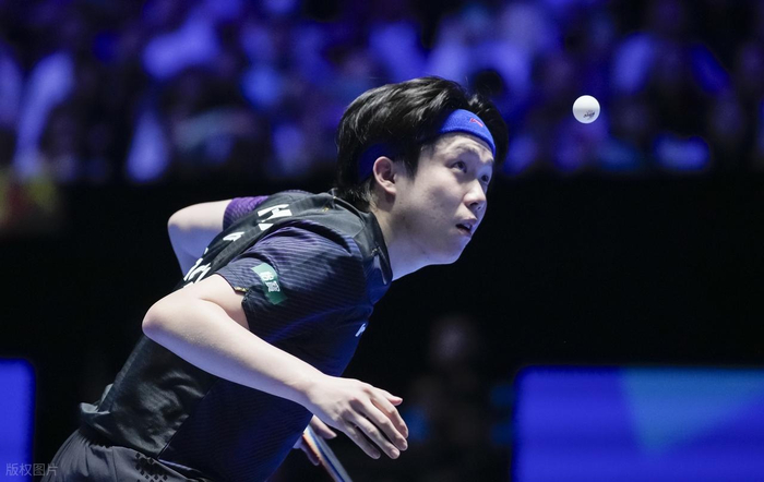 王楚钦18分钟速胜罗马尼亚一哥 第三局仅得1分