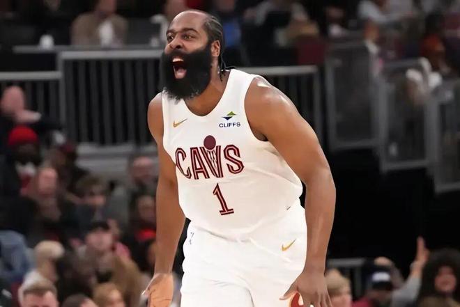 詹姆斯三双引领湖人碾压奇才替补阵容狂胜