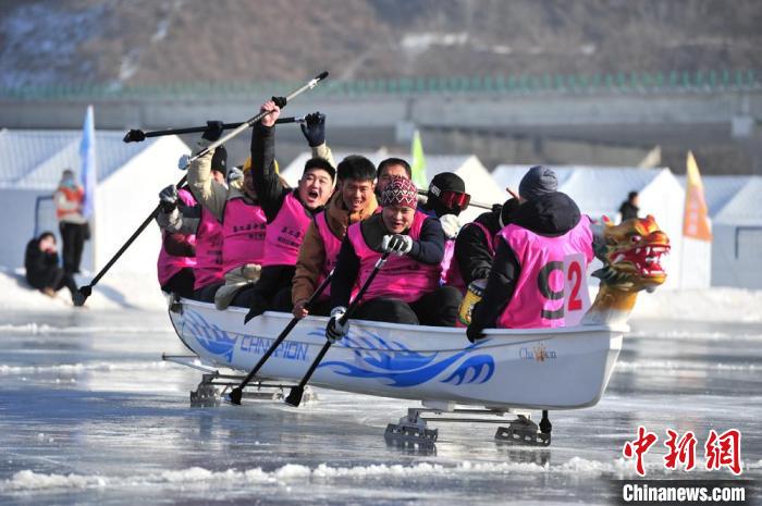 近三千名参赛者齐聚吉林省白山市靖宇县参加松