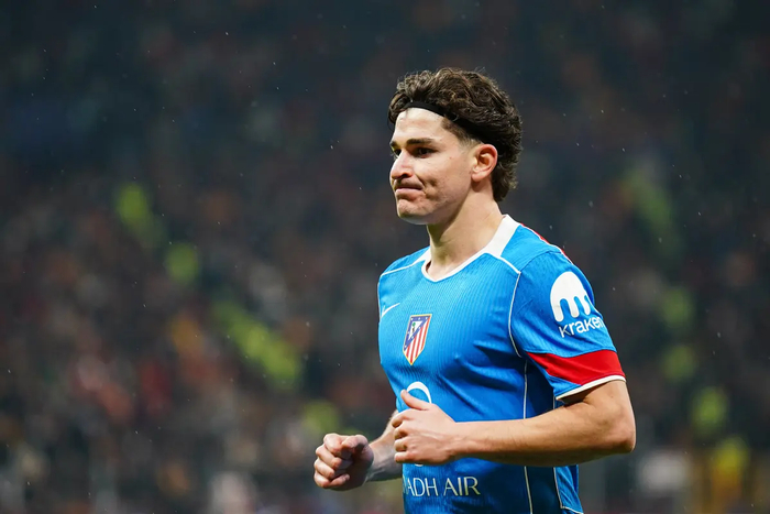 巴萨1亿欧元争夺阿尔瓦雷斯，马竞高违约金拒卖